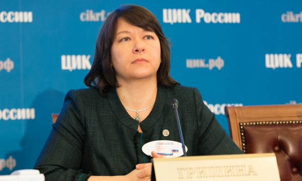 Парламентские выборы в Британии будут освещать "журналисты-роботы"
