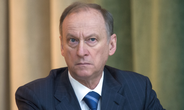 Патрушев предложил защитить молодежь от «идейно-ценностной экспансии»