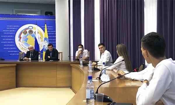 Медианаблюдатели в гостях у Бату Хасикова