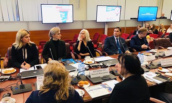 Анна Малофеева. О новых технологиях информирования избирателей на примере медиакампании Добровольцев РФСВ